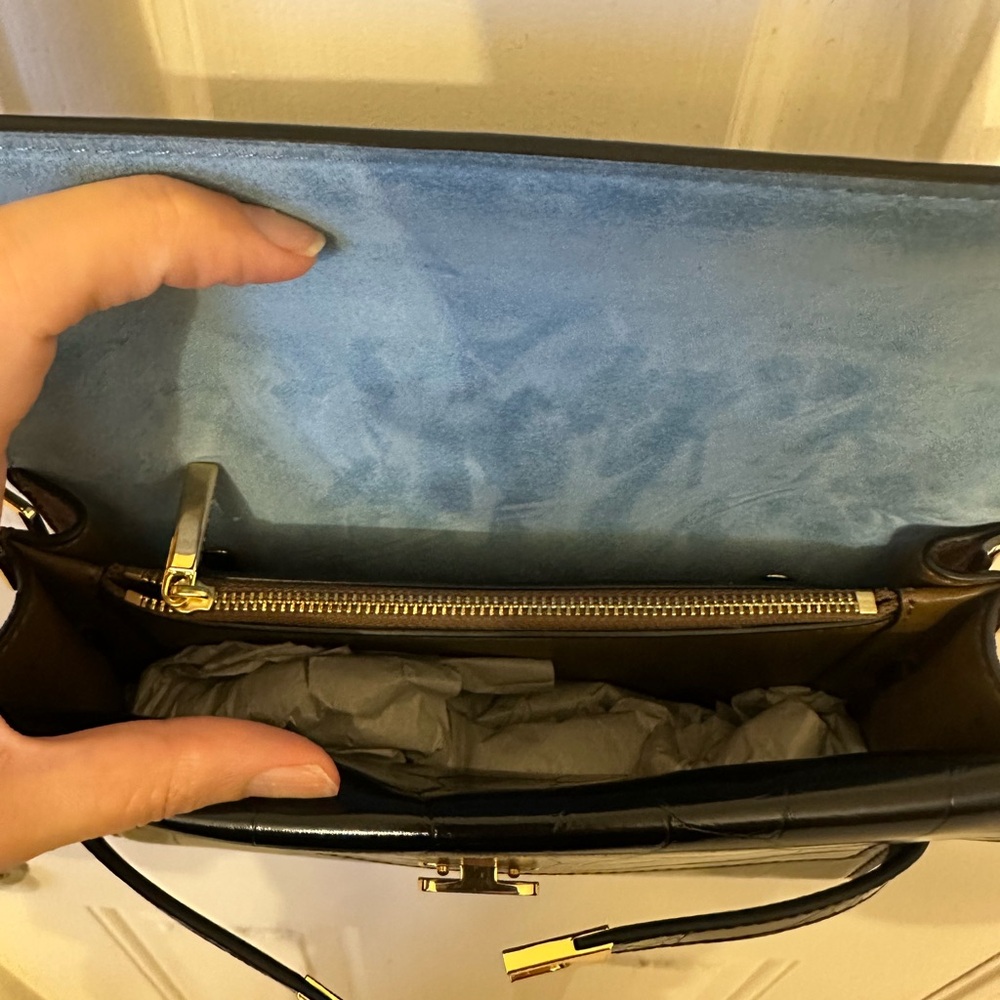 Tory Burch Lee Radziwill Shoulder Bag in Black Croc-Embossed Leather - Picture 10 of 16
